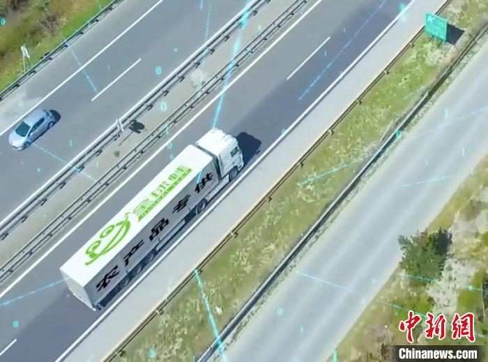 線上一鍵下單，實(shí)體門店本地配送，實(shí)現(xiàn)“即買即送”，“即時(shí)零售”將訂單在電商平臺(tái)、實(shí)體門店連接在一起。　美特好集團(tuán)供圖