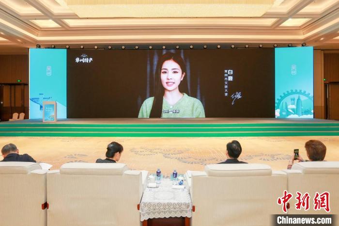 常州籍演員白鹿擔(dān)綱常州文旅大使，為家鄉(xiāng)傾情打CALL?！√凭?攝