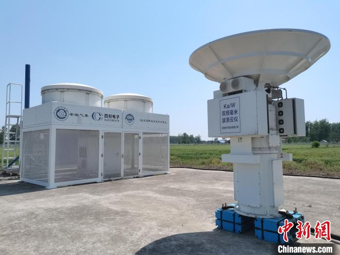 壽縣國(guó)家氣候觀象臺(tái)內(nèi)各種觀測(cè)設(shè)備?！侨?攝