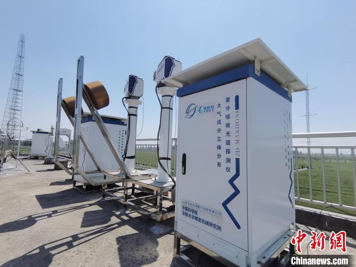 壽縣國(guó)家氣候觀象臺(tái)內(nèi)各種觀測(cè)設(shè)備?！侨?攝