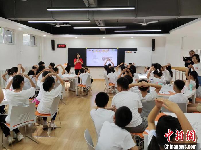 臺(tái)灣志工“登陸”:搭建兩岸“愛心橋”要“積小流以成江海”