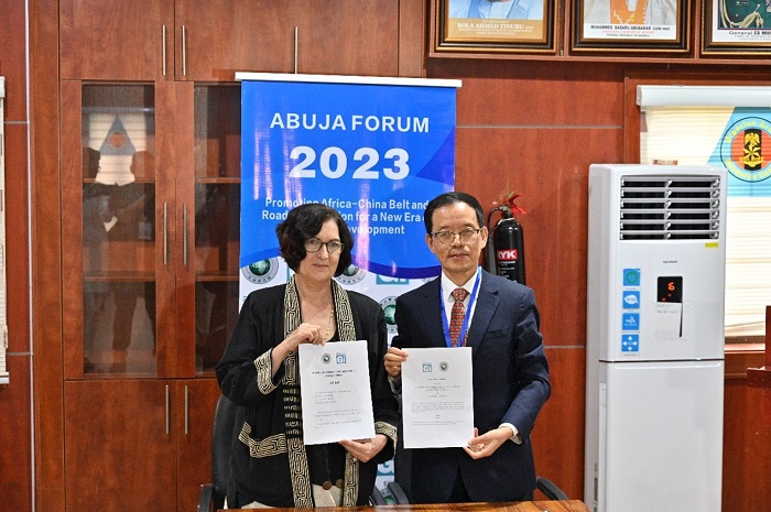 浙江師范大學(xué)非洲研究院與尼日利亞古紹研究所續(xù)簽戰(zhàn)略合作協(xié)議。浙江師范大學(xué)非洲研究院供圖