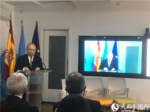 生態(tài)環(huán)境部應對氣候變化司一級巡視員孫楨在研討會上致辭。 人民網記者 趙健攝