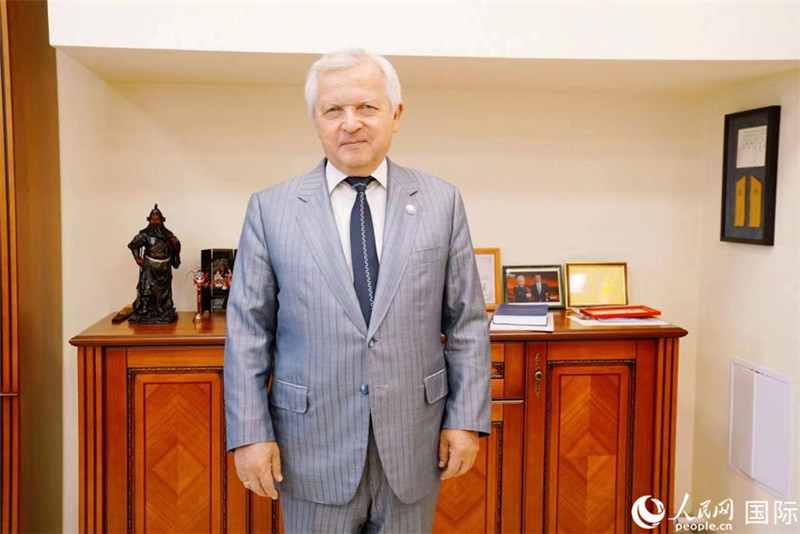 阿納托利·托濟克接受人民網(wǎng)記者專訪。人民網(wǎng) 皇甫萬里 攝