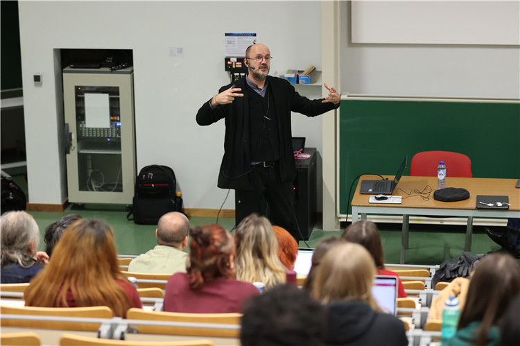 圖為講座現(xiàn)場(chǎng)。布魯塞爾中國(guó)文化中心供圖