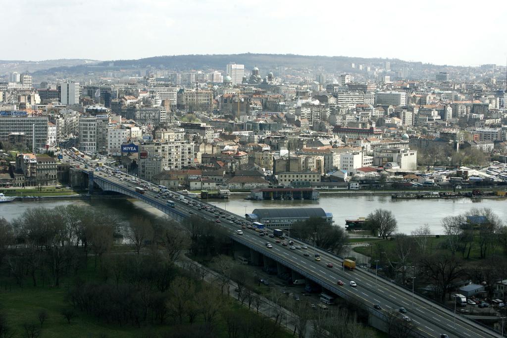 這是2015年3月30日拍攝的塞爾維亞首都貝爾格萊德老城區(qū)。貝爾格萊德是塞爾維亞的首都，坐落在薩瓦河和多瑙河的交匯處，是歐洲最古老的城市之一。新華社發(fā)（普雷德拉格·米洛薩夫列維奇攝）