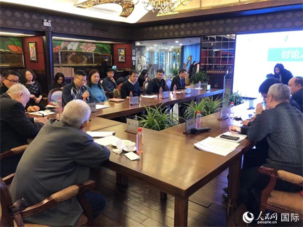 與會(huì)專家學(xué)者就拉美局勢(shì)和中拉關(guān)系展開(kāi)討論。人民網(wǎng)記者 趙健攝