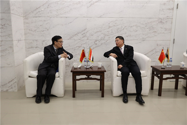 李永明同埃及趙劉慶公參會談交流。主辦方供圖