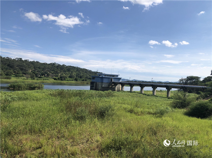 位于卡夫河渡口的供水項目。人民網記者 黃培昭攝