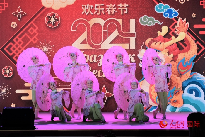 活動(dòng)現(xiàn)場(chǎng)的精彩演出。于子恒攝