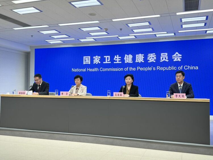 新華全媒+｜加強兒童?？?改善醫(yī)療服務——2024年醫(yī)療和婦幼健康這樣發(fā)力