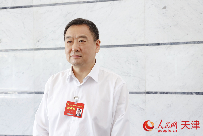 天津市第十二次黨代會(huì)代表、天津市政府副秘書長、市衛(wèi)生健康委黨委副書記、主任顧清 人民網(wǎng) 孫翼飛攝