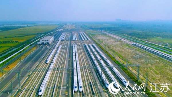 南京動(dòng)車段南通動(dòng)車所。人民網(wǎng)記者 王繼亮攝