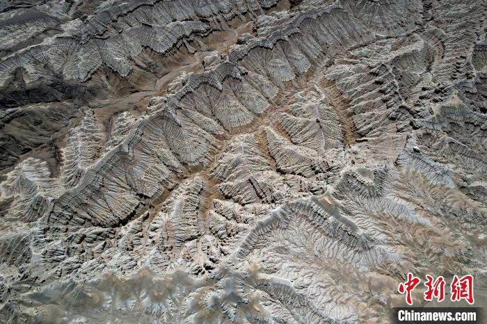 4月5日，西藏阿里札達土林。(無人機照片) 李林 攝