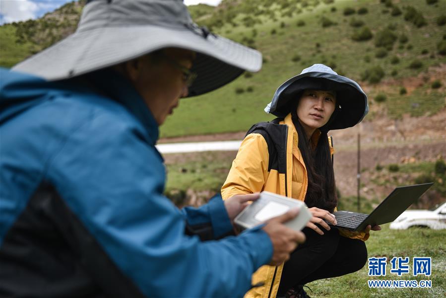 (圖文互動)(3)給草甸做“CT” 問診江源生態(tài)隱患——江源科考探測高原草甸地下空間結(jié)構(gòu)見聞