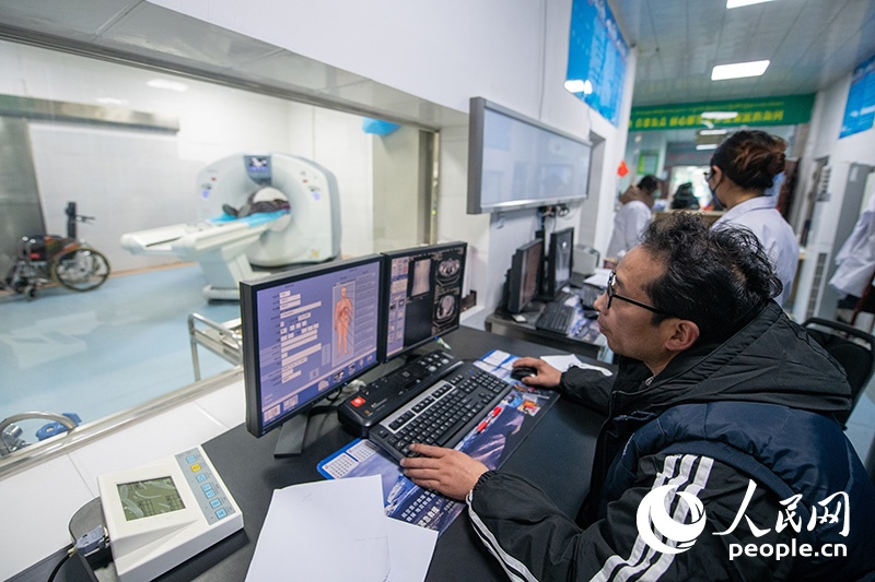 震中日記｜“謝謝，曼巴啦！”