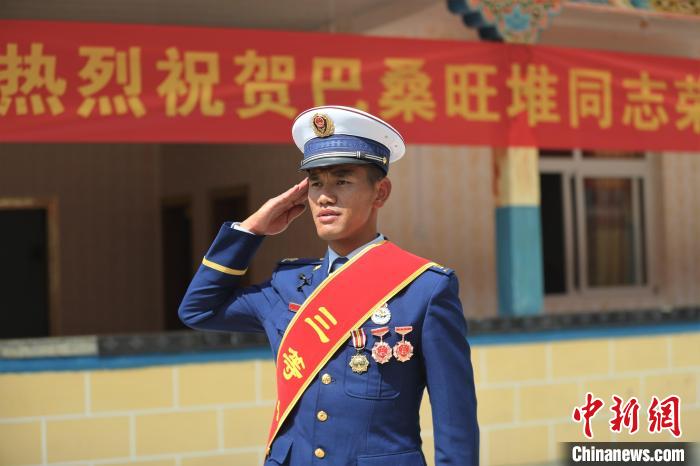 護(hù)西藏“江南”森林生態(tài)安全、提升專(zhuān)業(yè)技能兩位消防員獲個(gè)人三等功