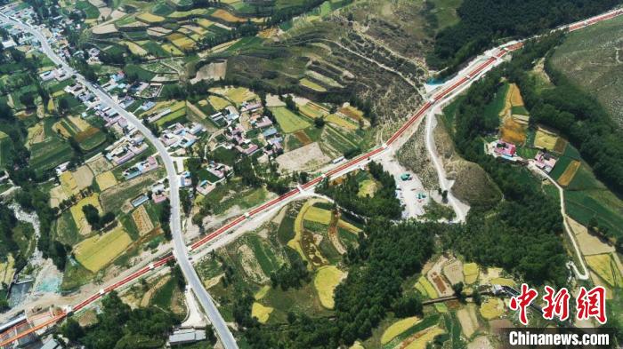 圖為引大濟湟北干渠二期的倒虹吸。(資料圖) 青海省水利廳 供圖