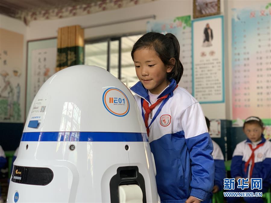 (社會(huì))(3)西藏昌都:鄉(xiāng)村小學(xué)里的多彩生活