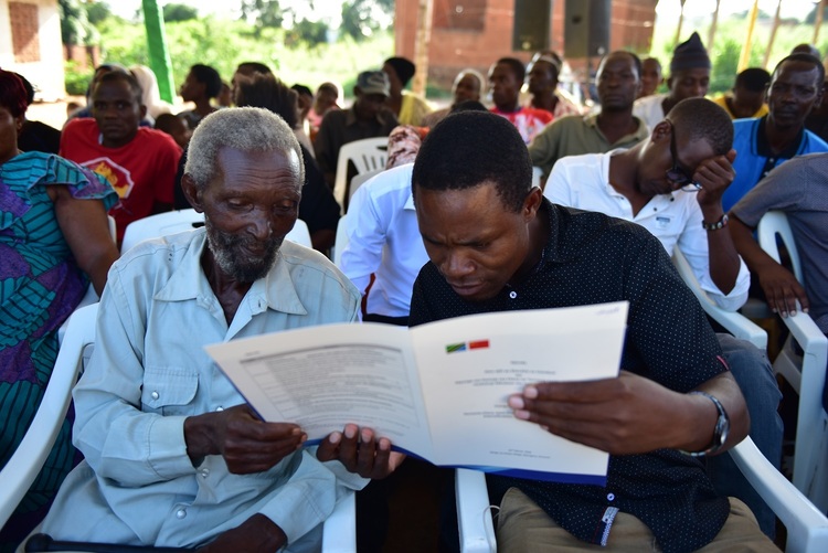 資訊有故事丨小豆子大營(yíng)養(yǎng) 坦桑尼亞民眾愛上“中國(guó)飲料”