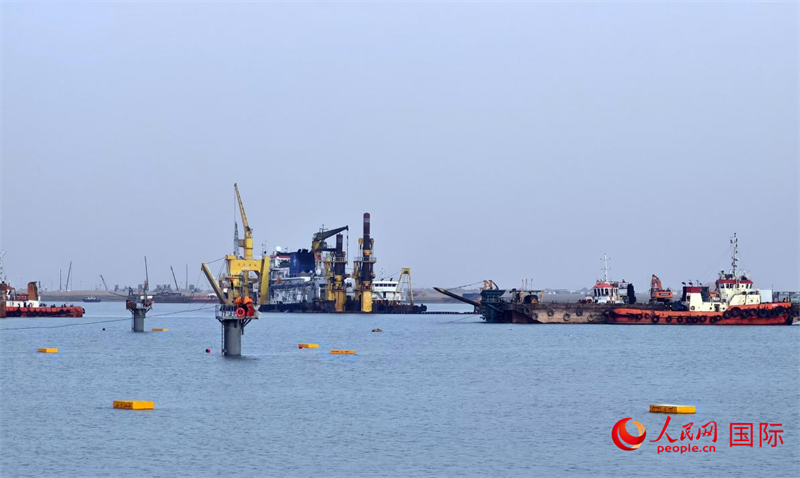 祖拜爾海底隧道施工場(chǎng)景。人民網(wǎng)記者管克江攝