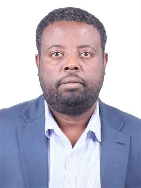 圖為埃塞俄比亞亞的斯亞貝巴大學(xué)政策研究員巴盧·德米西。受訪者供圖