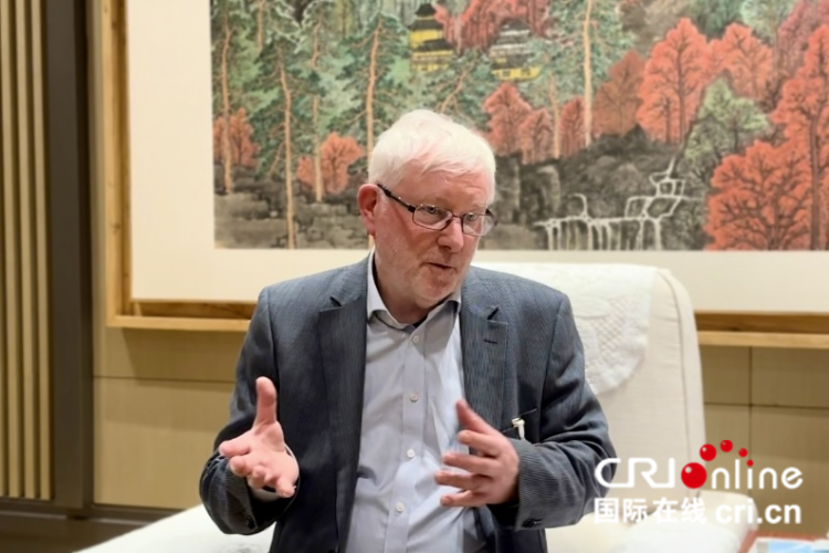 【外專談中關(guān)村論壇】歐洲絲路智聯(lián)促進(jìn)會(huì)聯(lián)合創(chuàng)始人：中國(guó)在人工智能合作方面領(lǐng)先于世界其他國(guó)家和地區(qū)_fororder_圖片2