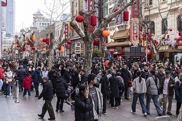 全球媒體聚焦 | 美國媒體：春節(jié)消費(fèi)熱潮預(yù)示中國進(jìn)入消費(fèi)新時代