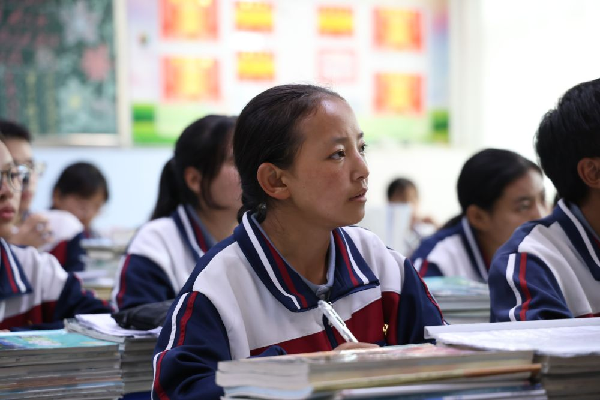 講好中華民族共同體故事，讓網(wǎng)絡(luò)“連心”更“聚心”