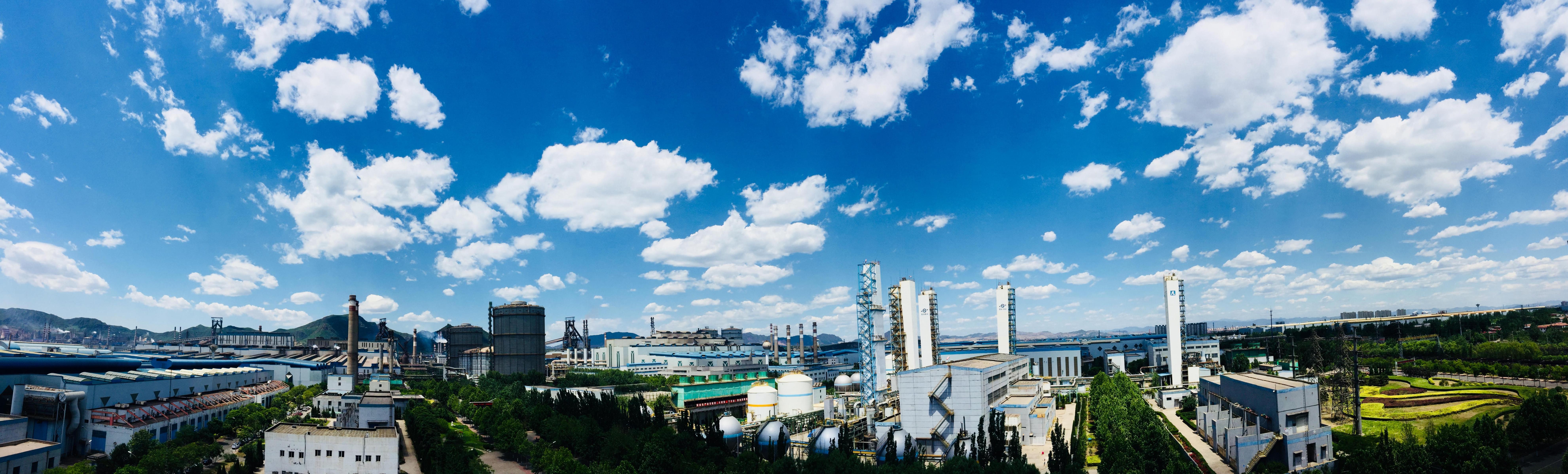 首鋼股份公司遷安鋼鐵公司。尹小龍攝