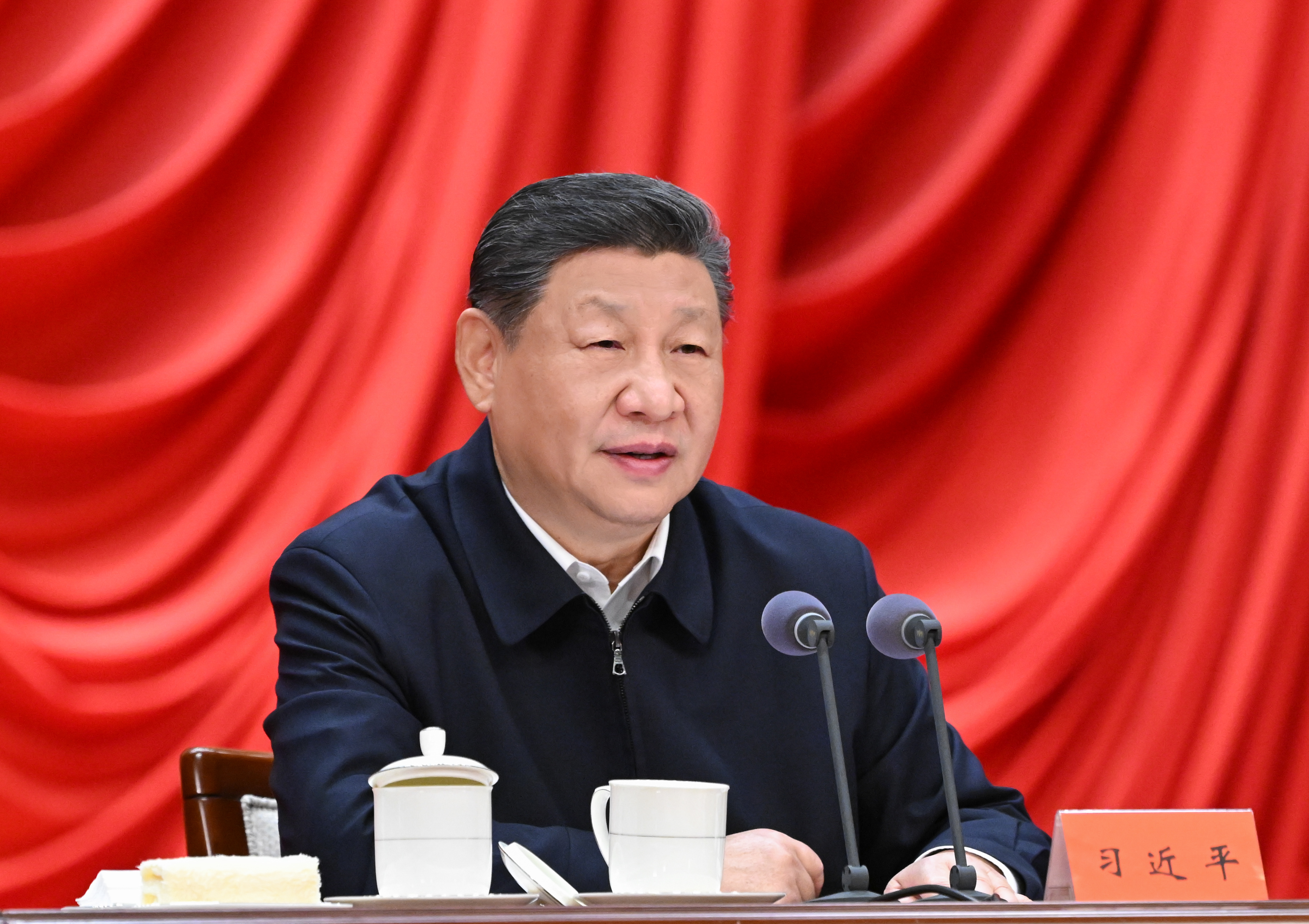△ 2026年1月20日，省部級(jí)主要領(lǐng)導(dǎo)干部學(xué)習(xí)貫徹黨的二十屆四中全會(huì)精神專題研討班在中央黨校（國家行政學(xué)院）開班。中共中央總書記、國家主席、中央軍委主席習(xí)近平在開班式上發(fā)表重要講話。