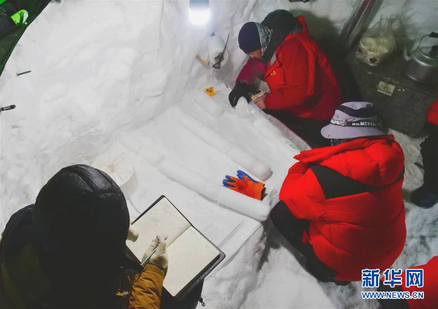 (圖文互動(dòng))(1)三江源冰川科學(xué)考察取得新進(jìn)展