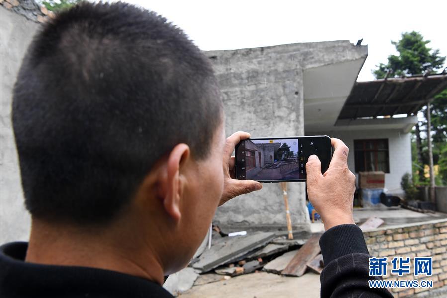 （新華全媒+）（5）千里“挪窩”，踏實(shí)開啟新生活