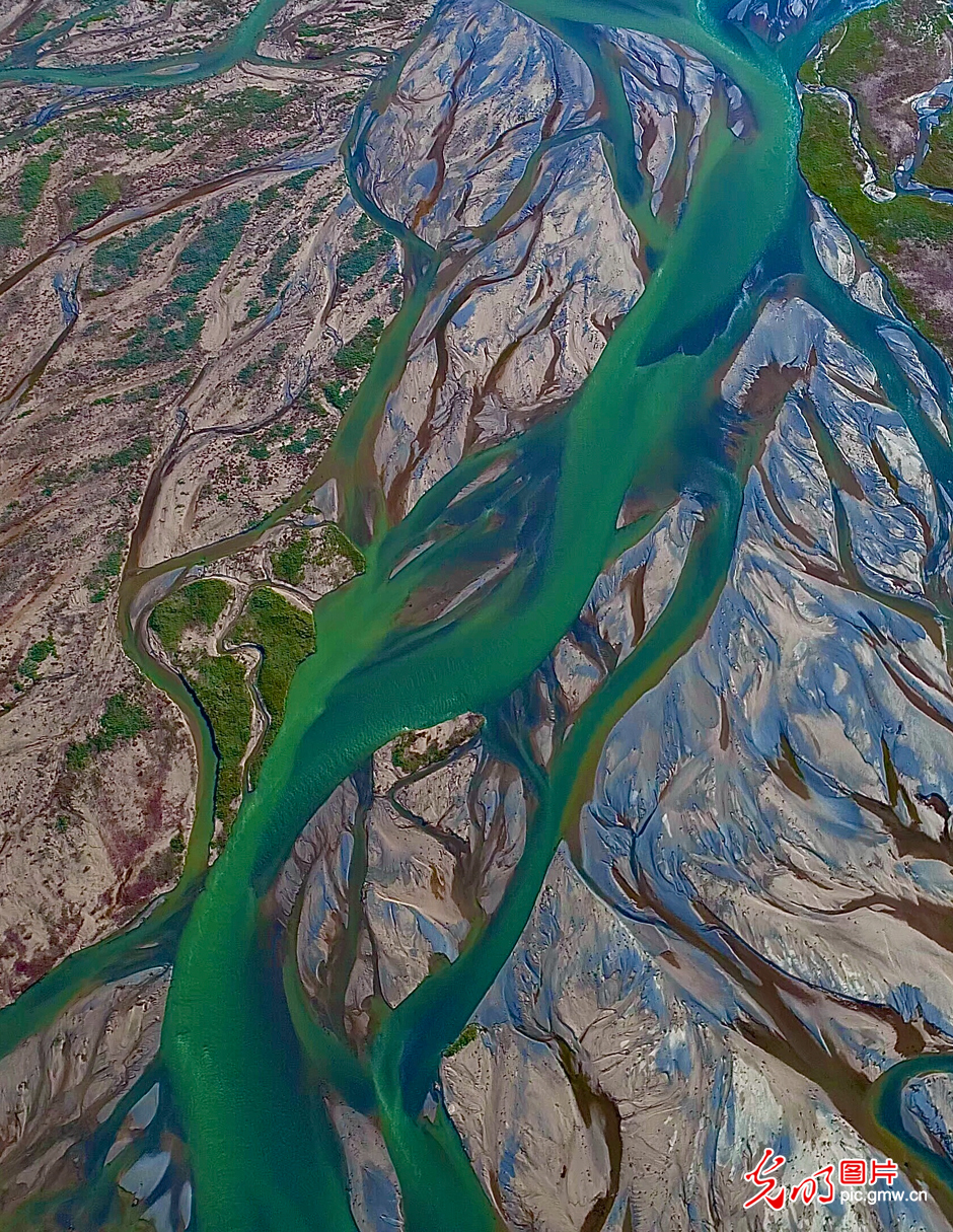 三江源國(guó)家公園正式設(shè)立，這是青海生態(tài)文明建設(shè)的新答卷