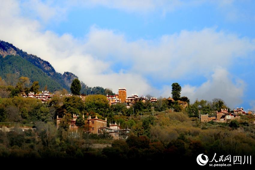 丹巴美景。李永安攝