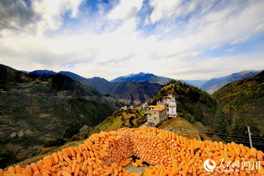 丹巴美景。李永安攝