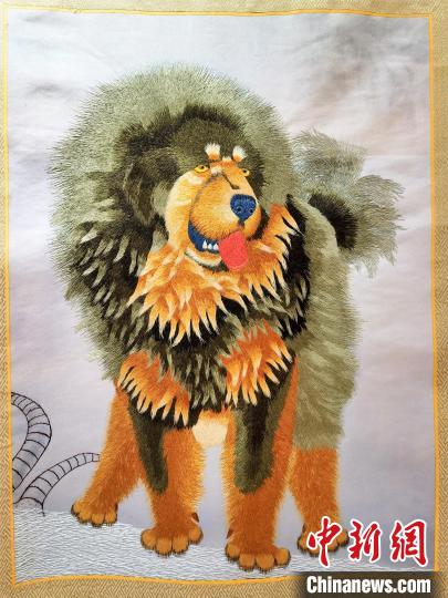 圖為藏繡作品。　祁增蓓 攝