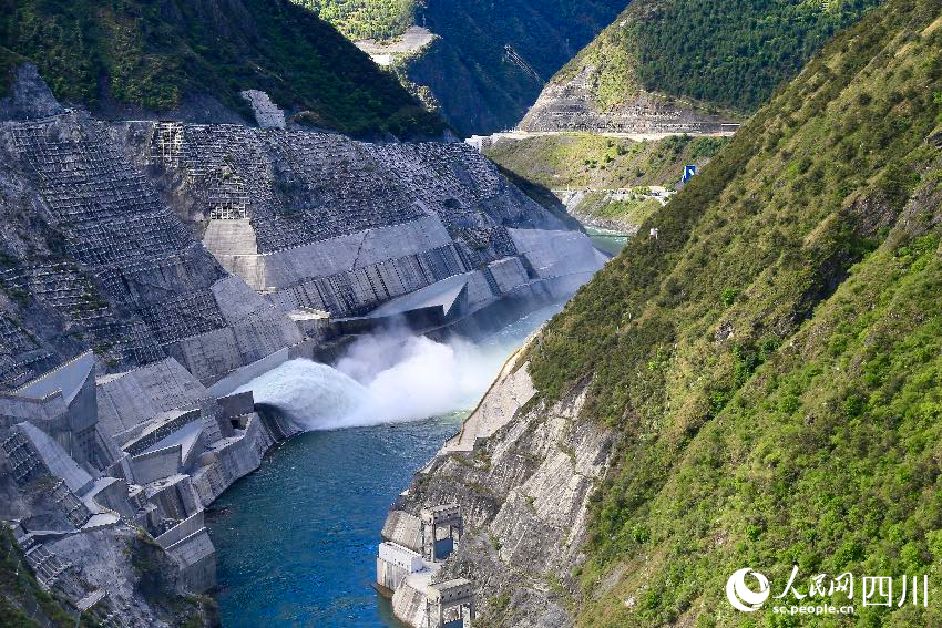 兩河口水電站。人民網(wǎng)記者 朱虹攝