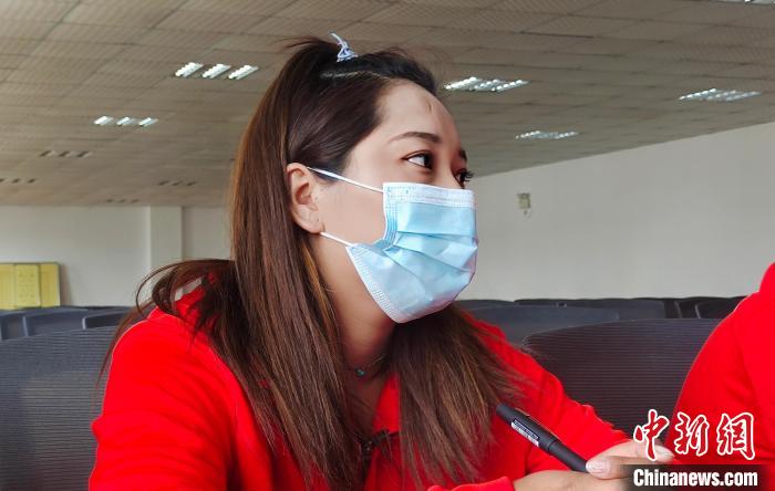 圖為西藏自治區(qū)運(yùn)動(dòng)員聽(tīng)培訓(xùn)講座。　貢桑拉姆 攝