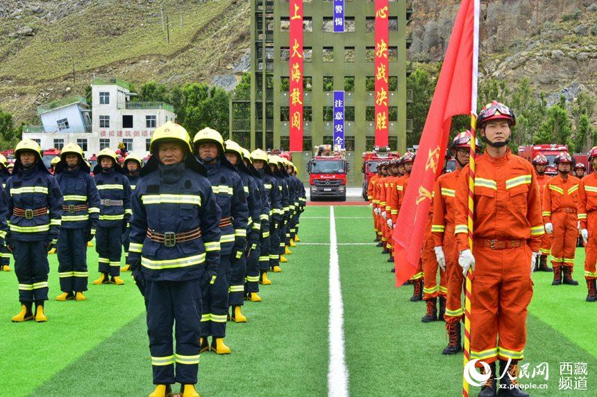 誓師大會現(xiàn)場。人民網(wǎng) 李海霞攝