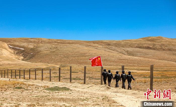 【十年@每一個(gè)奮斗的你】海拔5300米！看西藏亞熱邊境派出所的“追風(fēng)”人