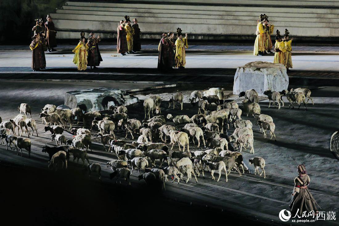 試演現(xiàn)場。人民網(wǎng)次仁羅布攝