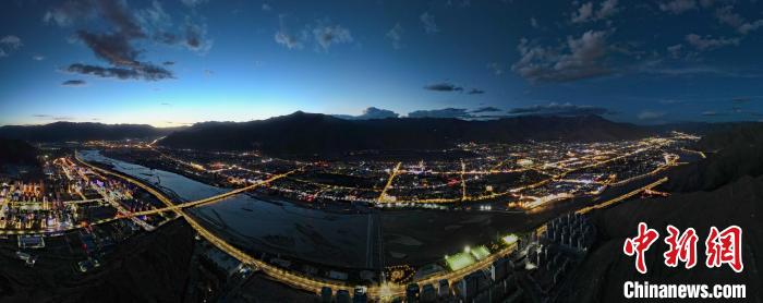 全球數(shù)字經(jīng)濟(jì)大會(huì)唯一永久分會(huì)場(chǎng)—拉薩數(shù)字經(jīng)濟(jì)潛力優(yōu)勢(shì)何在？