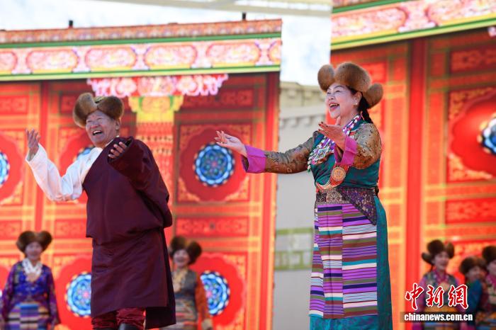 （新春見聞）西藏拉薩：藏鄉(xiāng)歡歌賀新年民族團結慶新春
