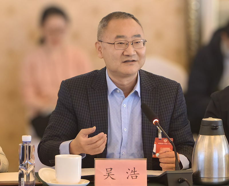 全國政協(xié)委員、首都醫(yī)科大學全科醫(yī)學與繼續(xù)教育學院院長吳浩。受訪者供圖
